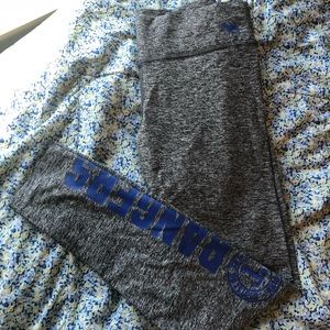 PINK Victoria’s Secret Texas Rangers leggings